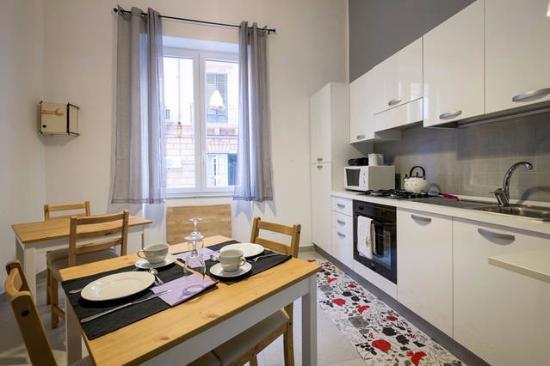 camera singola in affitto a Napoli in zona San Giovanni a Teduccio