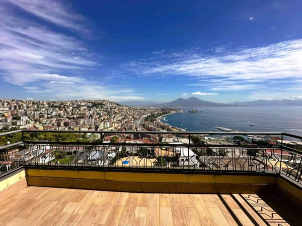 appartamento in affitto a Napoli in zona Posillipo