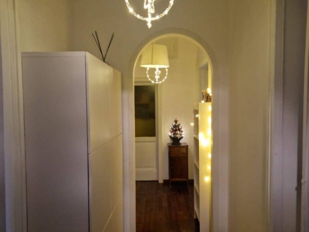 appartamento in affitto a Napoli in zona Chiaia