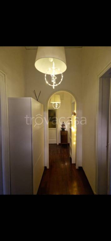 appartamento in affitto a Napoli in zona Chiaia