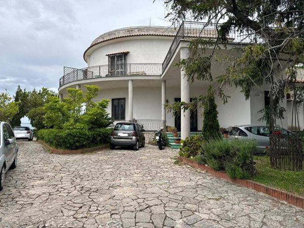 appartamento in affitto a Napoli in zona Camaldoli