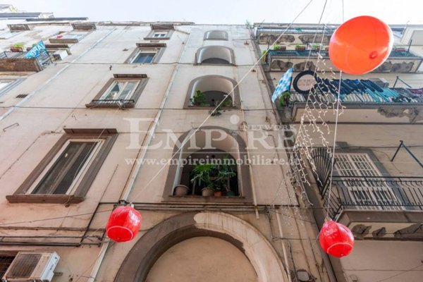 appartamento in affitto a Napoli in zona Chiaia