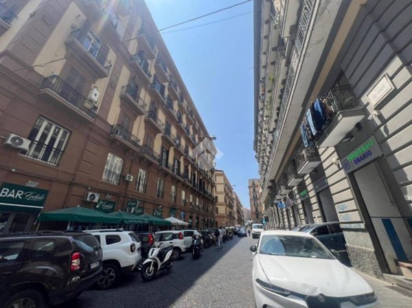 locale commerciale in affitto a Napoli in zona Pendino / San Giuseppe