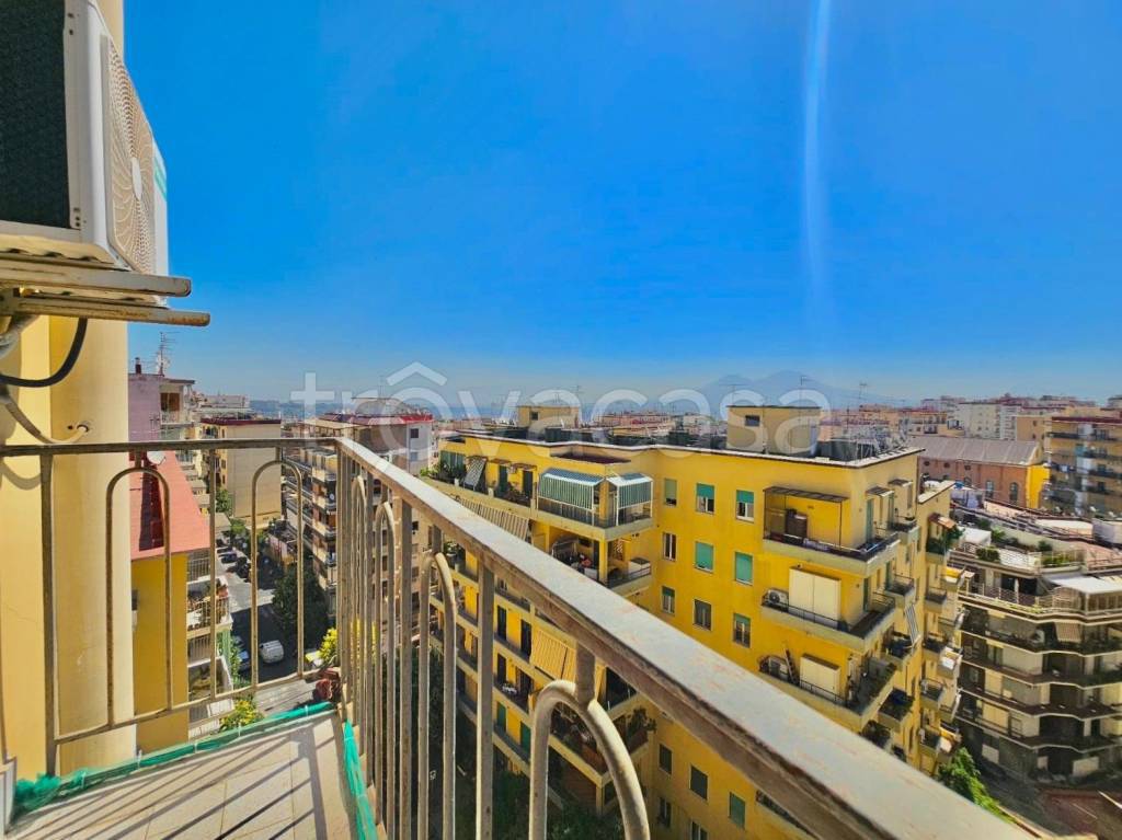 appartamento in affitto a Napoli in zona Arenella