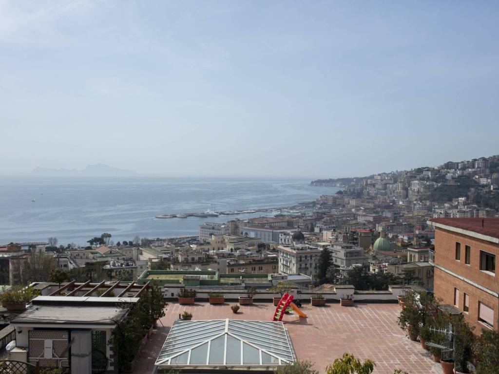 appartamento in affitto a Napoli in zona Arenella