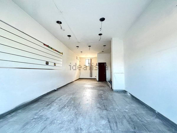 locale commerciale in affitto a Napoli in zona Ponticelli