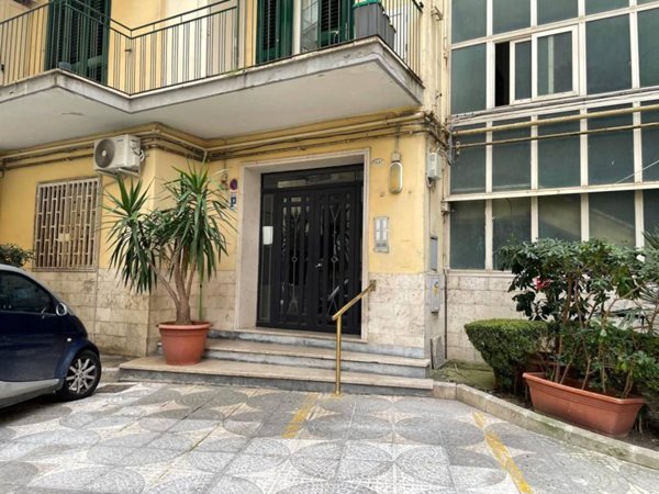 ufficio in affitto a Napoli in zona Soccavo
