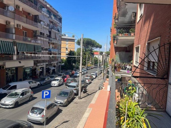 appartamento in affitto a Napoli in zona Capodimonte / Colli Aminei