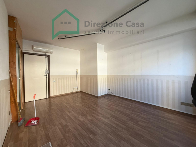 ufficio in affitto a Napoli