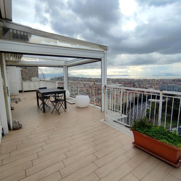 appartamento in affitto a Napoli