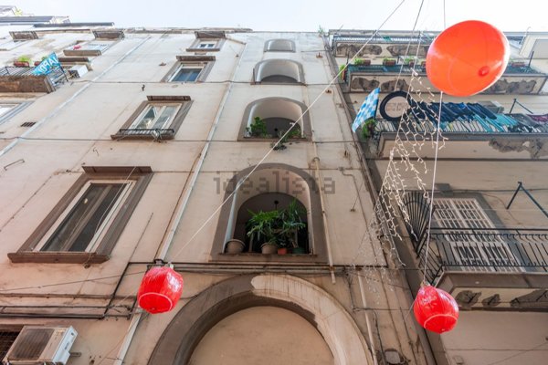 appartamento in affitto a Napoli in zona Chiaia