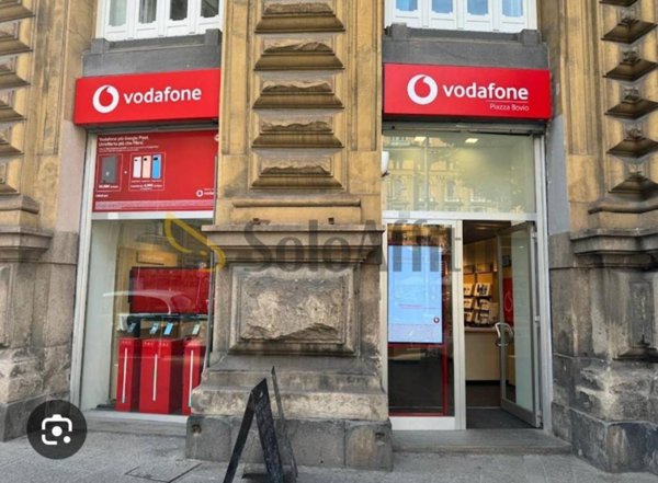 negozio in affitto a Napoli