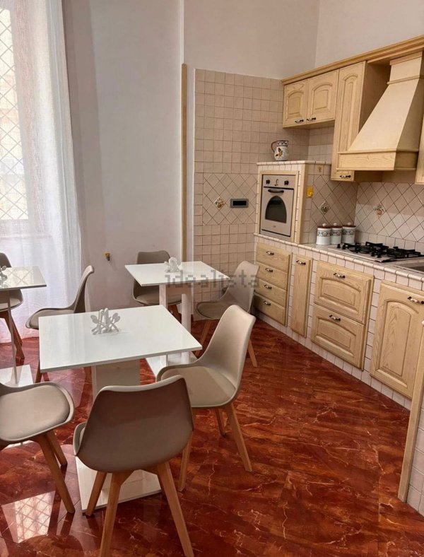 appartamento in affitto a Napoli