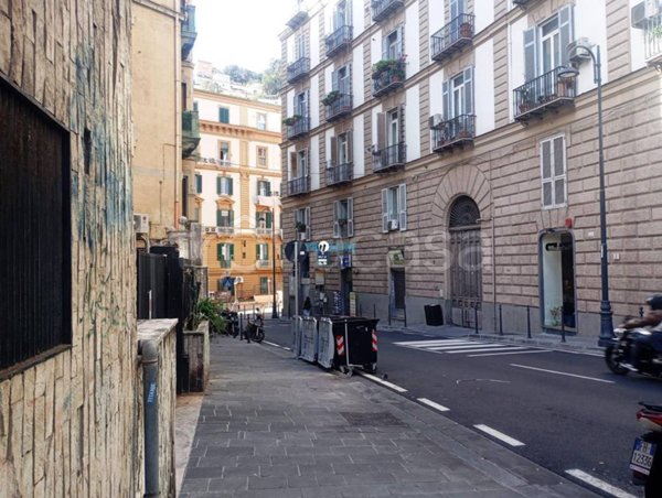 appartamento in affitto a Napoli in zona Chiaia