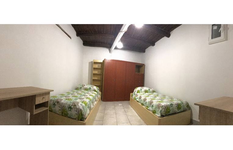 camera singola in affitto a Napoli in zona Stella