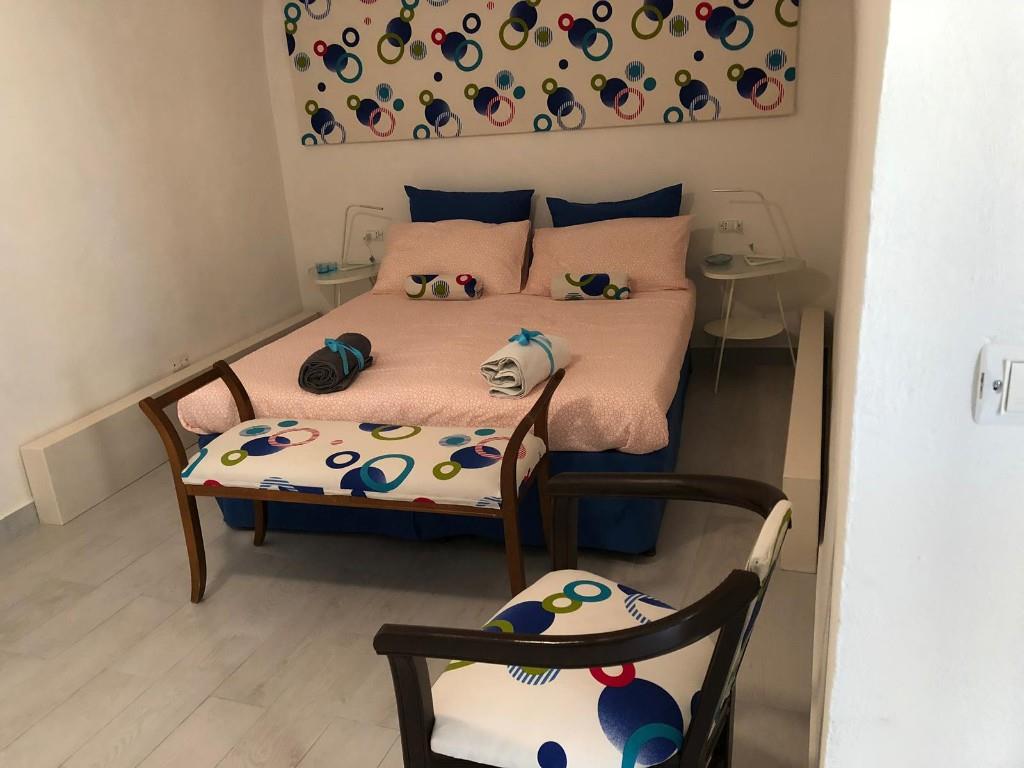 appartamento in affitto a Napoli in zona Chiaia