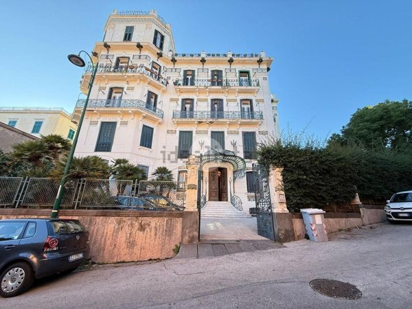 appartamento in affitto a Napoli in zona Posillipo