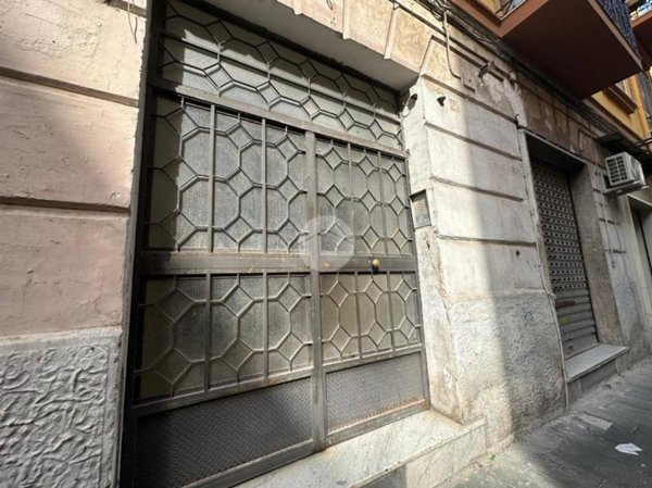 locale commerciale in affitto a Napoli in zona Stella