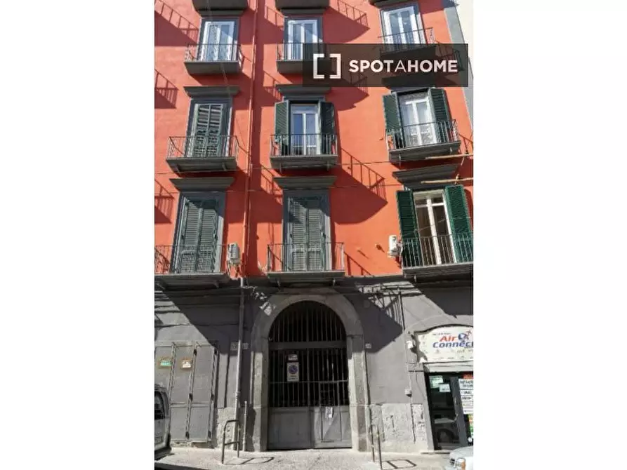 ufficio in affitto a Napoli in zona Avvocata