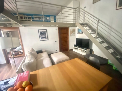 appartamento in affitto a Napoli in zona Chiaia