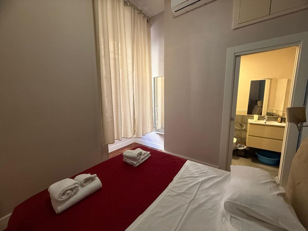 appartamento in affitto a Napoli in zona Stella