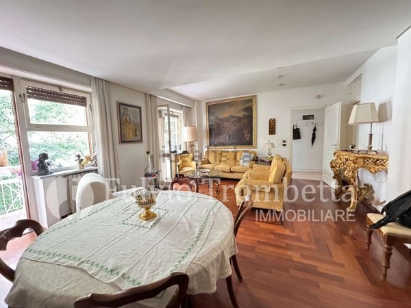 appartamento in affitto a Napoli in zona Posillipo