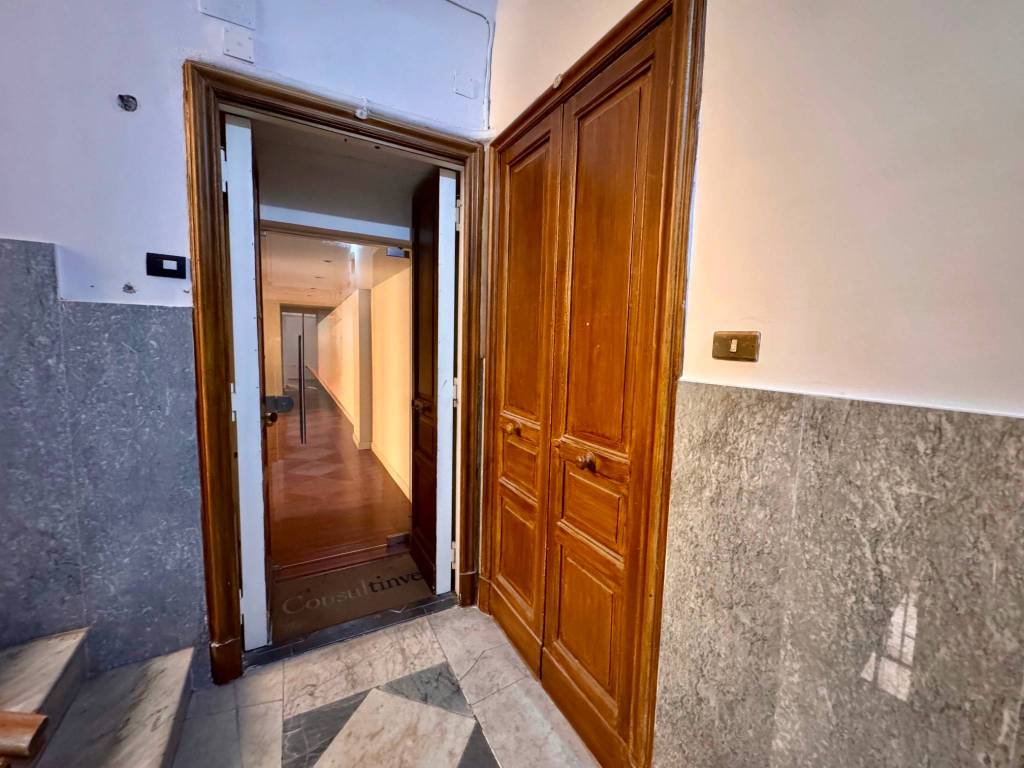 ufficio in affitto a Napoli in zona Vomero