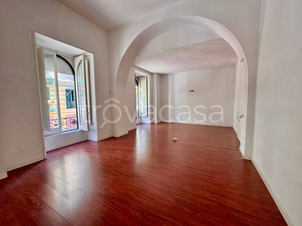 ufficio in affitto a Napoli in zona Vomero