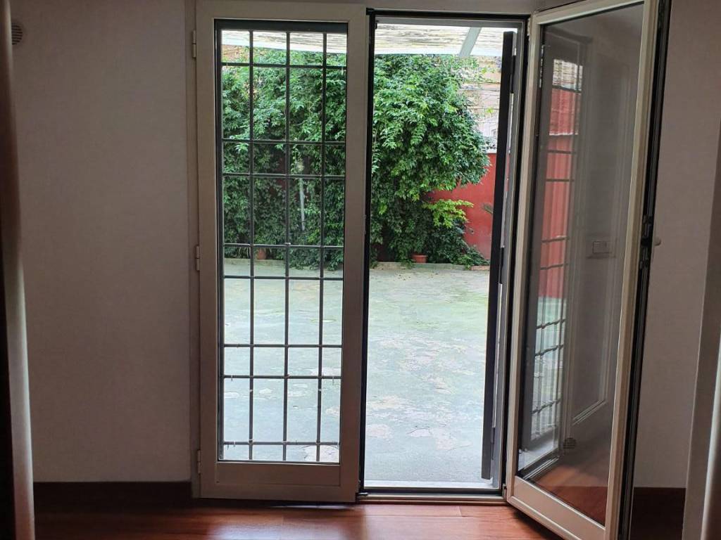 appartamento in affitto a Napoli in zona Chiaia