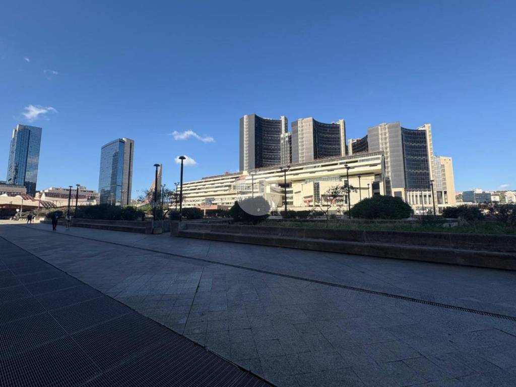 negozio in affitto a Napoli in zona Poggioreale