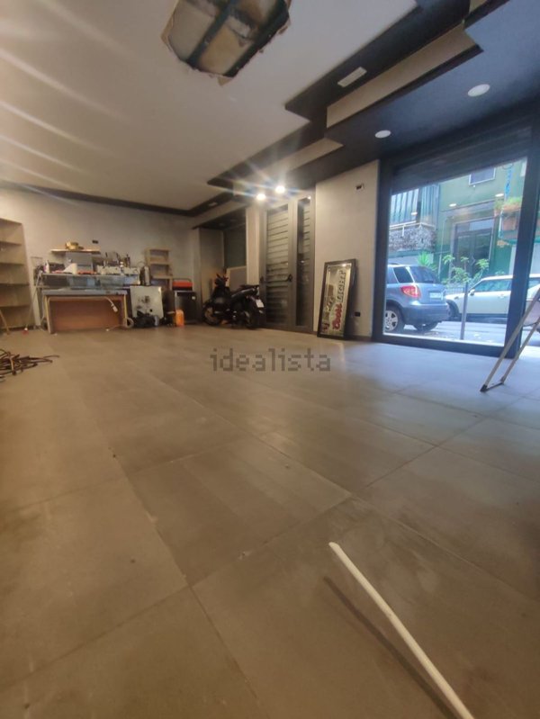 locale commerciale in affitto a Napoli in zona Pianura