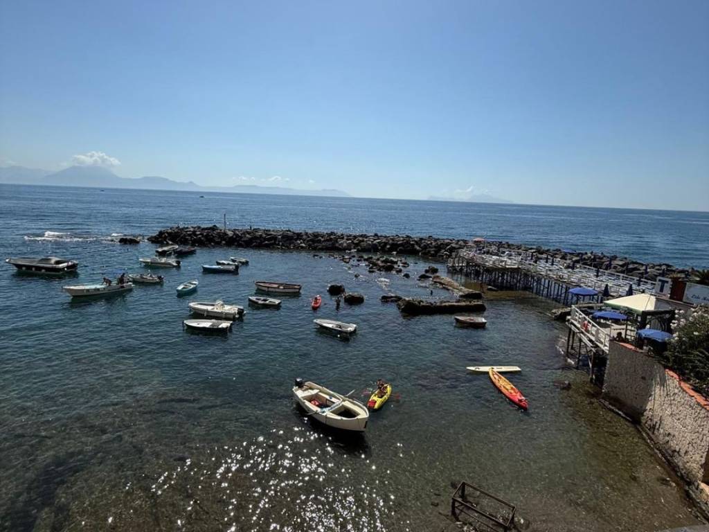 casa indipendente in affitto a Napoli in zona Posillipo