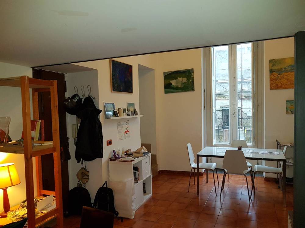 appartamento in affitto a Napoli in zona Chiaia