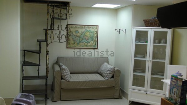 appartamento in affitto a Napoli in zona Chiaia