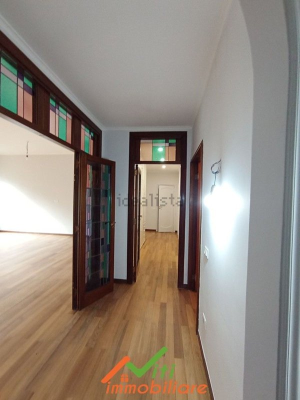 appartamento in affitto a Napoli in zona Chiaia