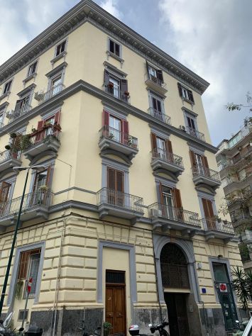 ufficio in affitto a Napoli in zona Vomero