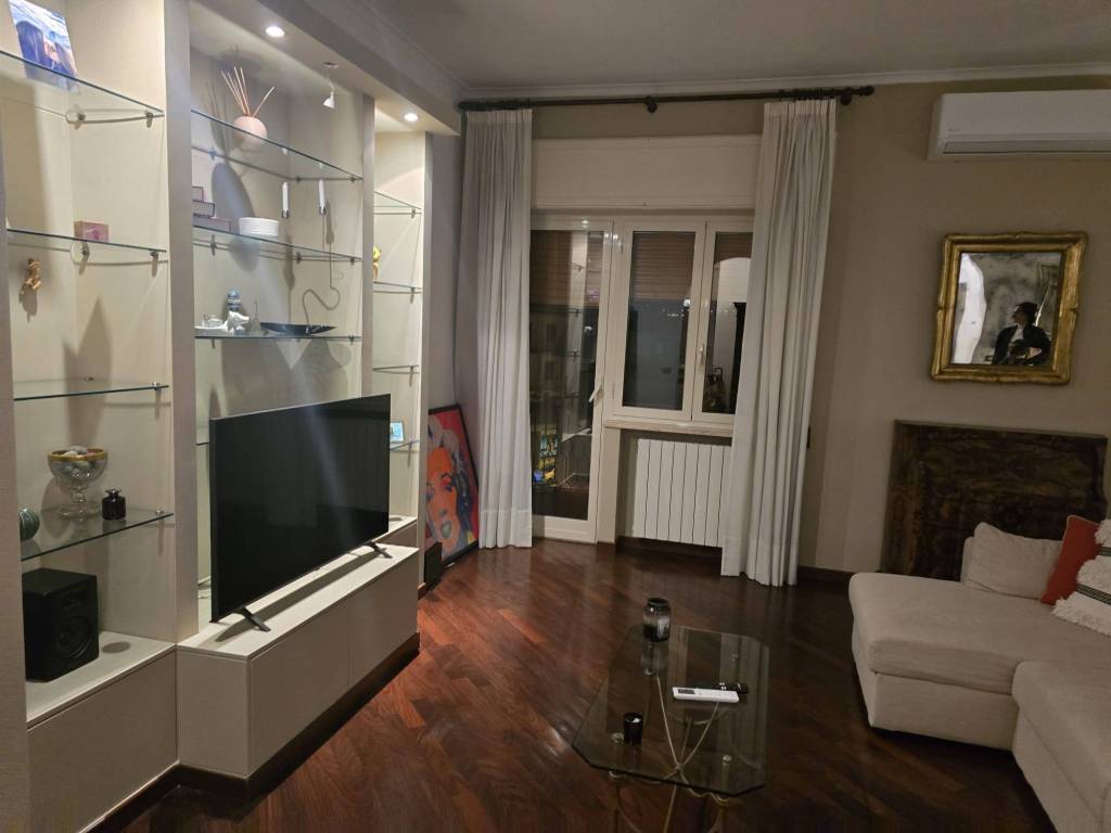 appartamento in affitto a Napoli in zona Vomero