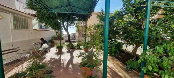 appartamento in affitto a Napoli in zona Chiaia