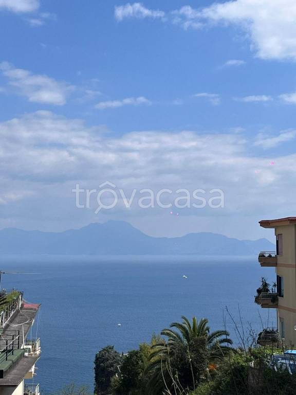 appartamento in affitto a Napoli in zona Posillipo