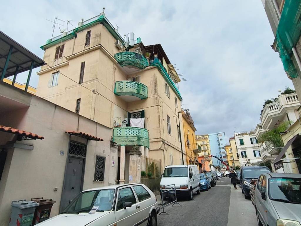 appartamento in affitto a Napoli in zona Bagnoli