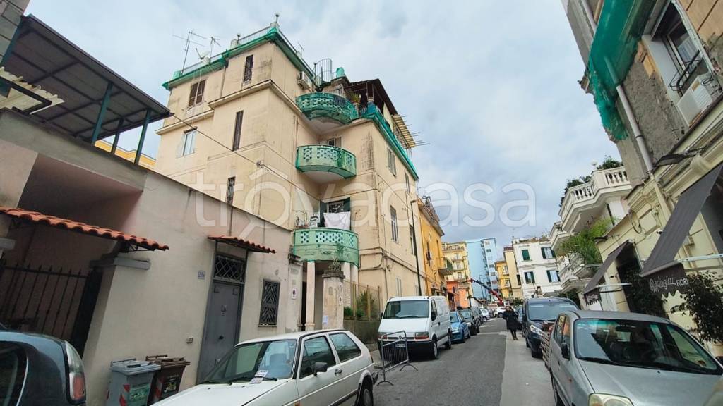 appartamento in affitto a Napoli in zona Bagnoli