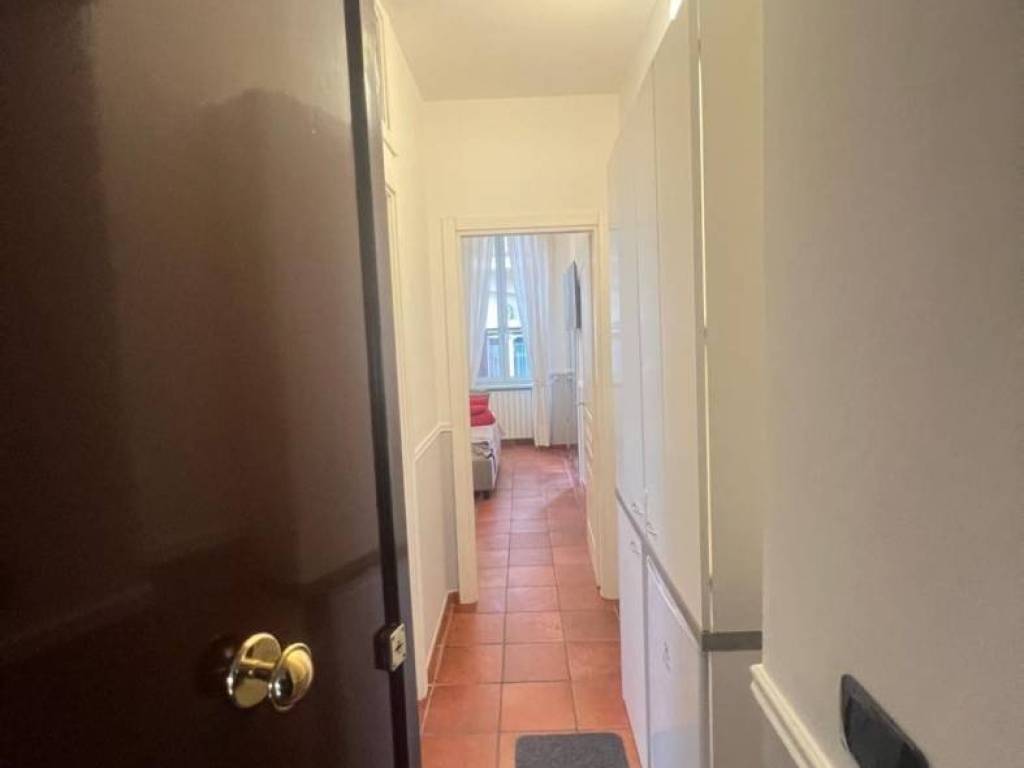 appartamento in affitto a Napoli in zona Chiaia