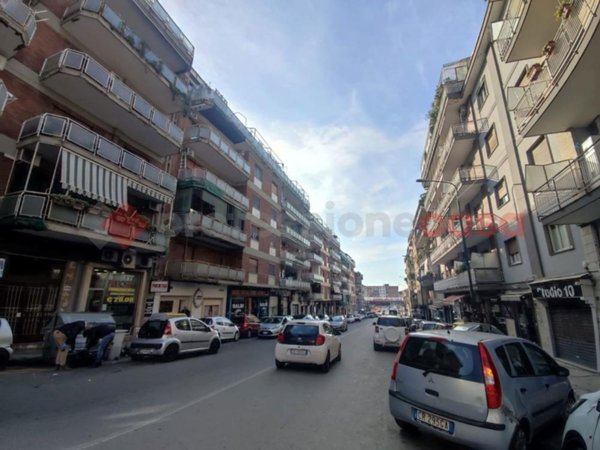 negozio in affitto a Napoli in zona Soccavo