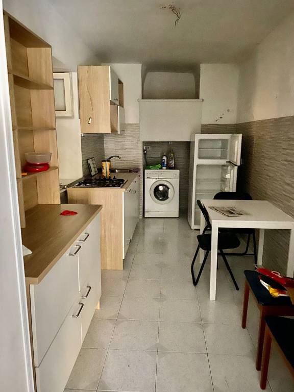 appartamento in affitto a Napoli in zona Chiaia