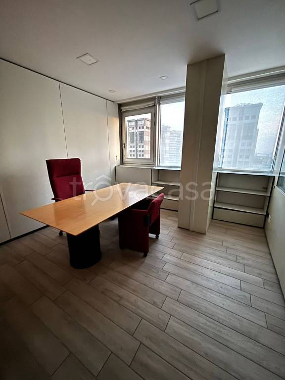 ufficio in affitto a Napoli