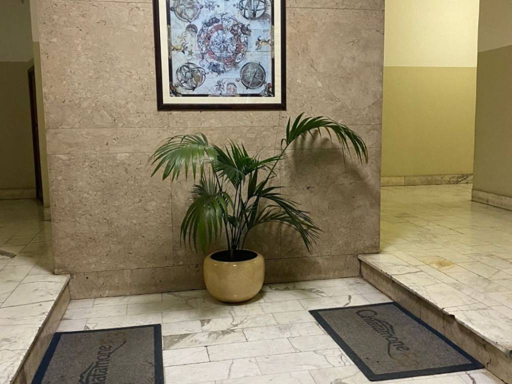 ufficio in affitto a Napoli in zona Chiaia