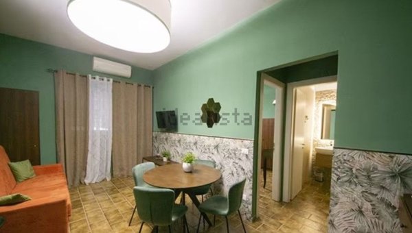 appartamento in affitto a Napoli in zona Mercato