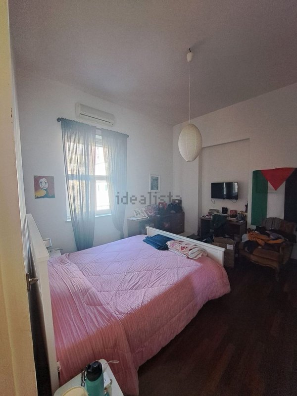 appartamento in affitto a Napoli in zona Chiaia