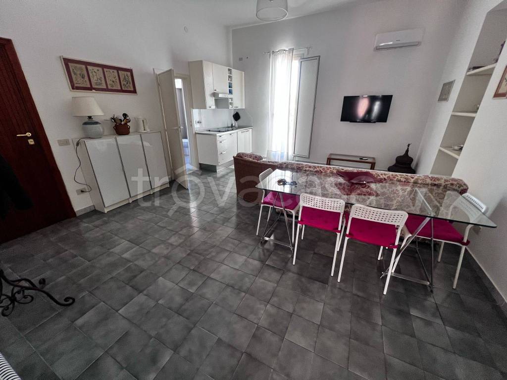 appartamento in affitto a Napoli in zona Porto