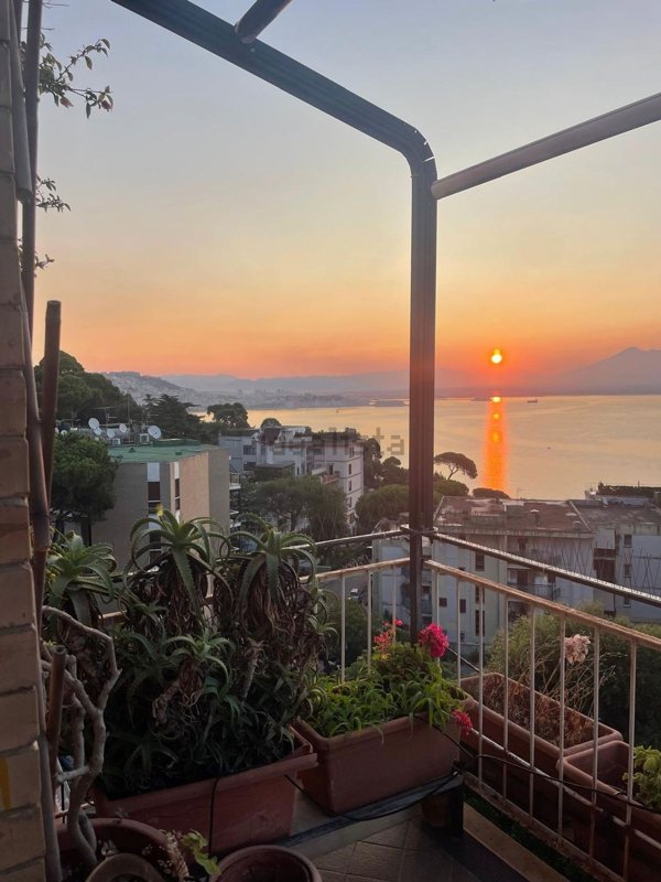 appartamento in affitto a Napoli in zona Posillipo